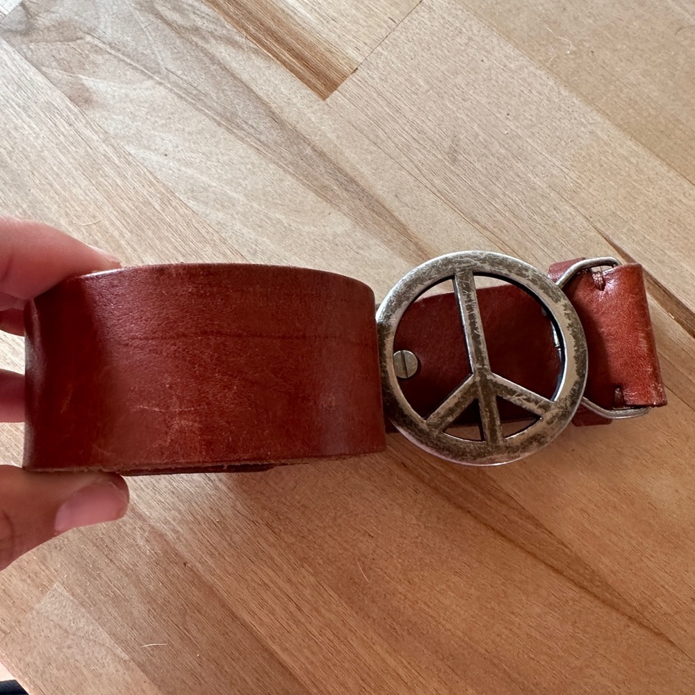 Leather peace belt
